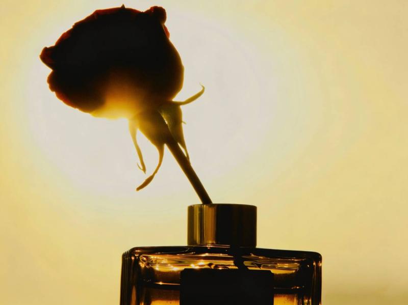 香りに想いを込めて、心を伝える