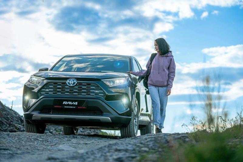 新型RAV4が市場の常識を塗り替えます。3つの進化にご期待ください