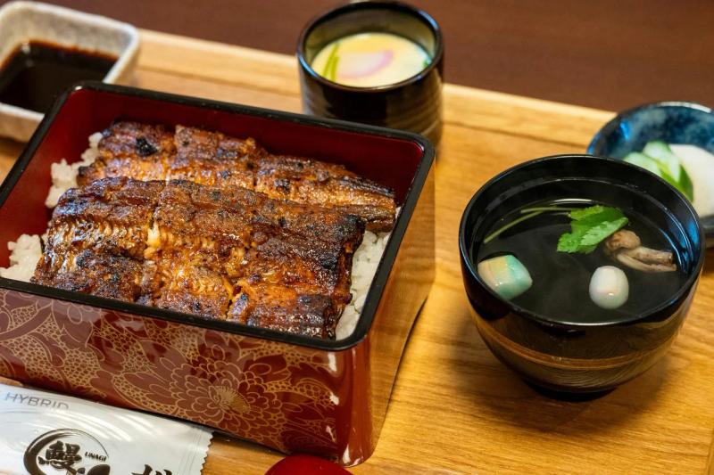 日本中で見られる光景の裏側