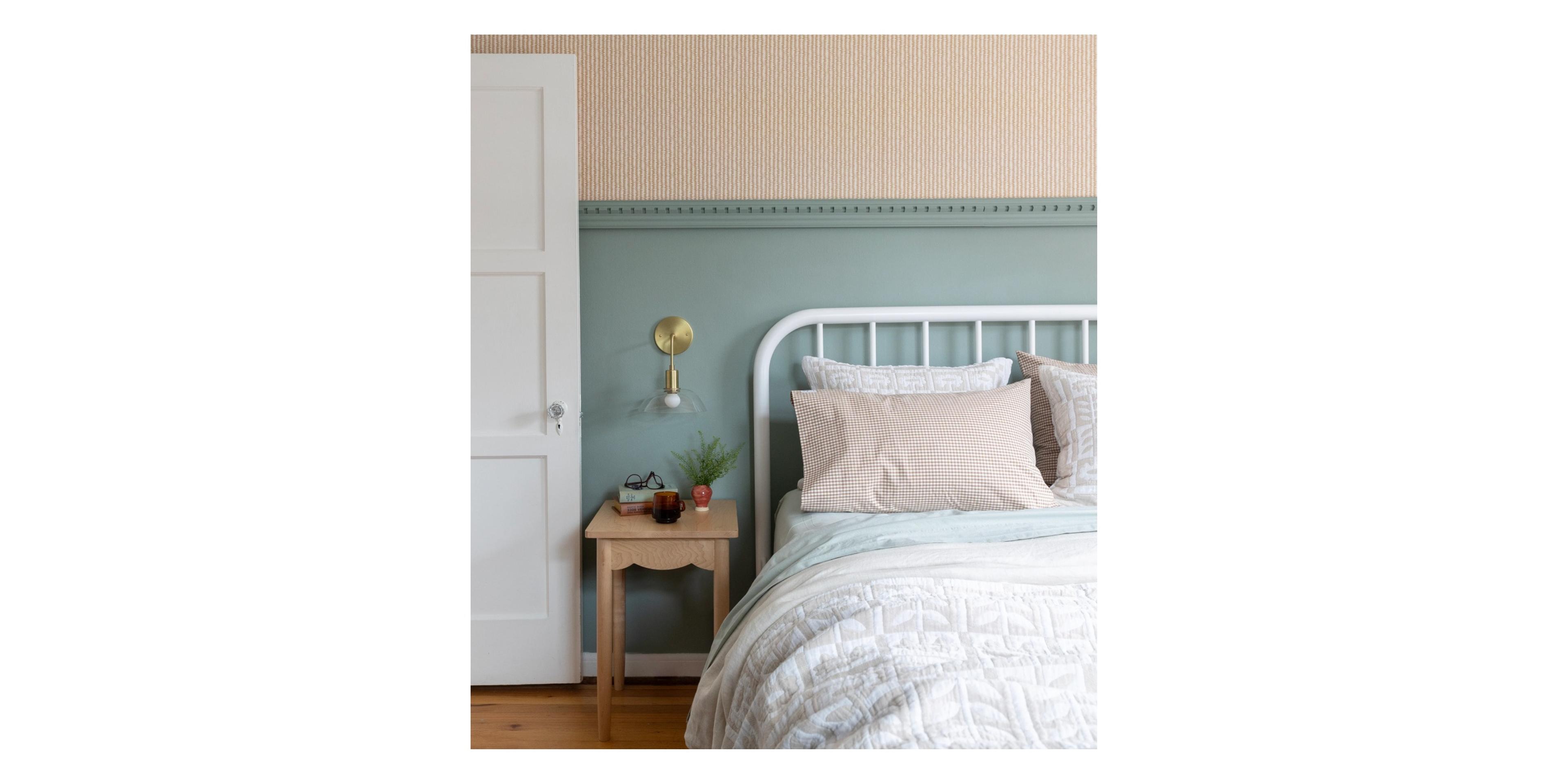 Serene bed scape.