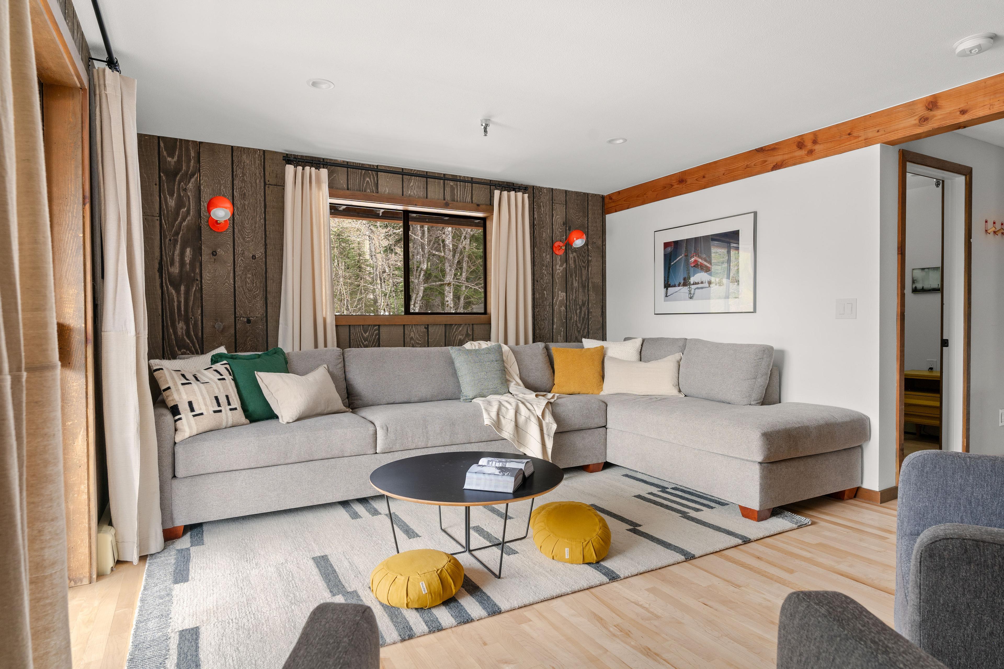 Colorful living room. 