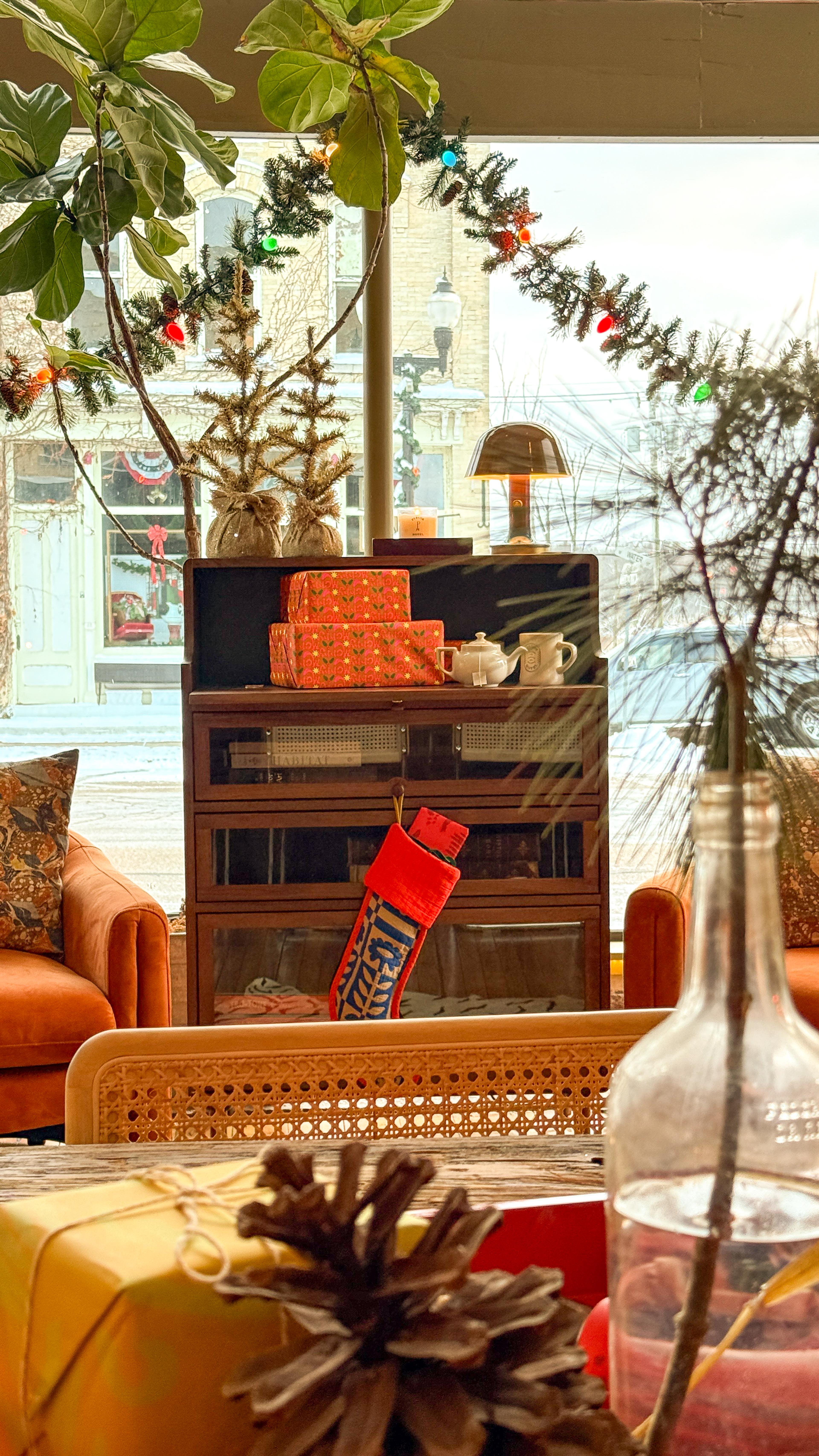 Cozy holiday lobby.