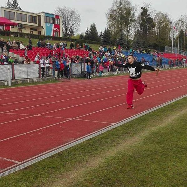 Sztafety naszych dziewcząt i chłopców :-) (zdjęcie 3)