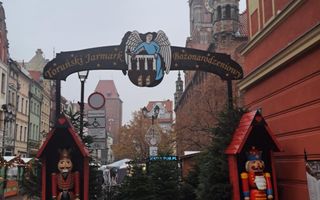 Dnia 26.11 uczniowie ZSM odwiedzili Toruń🎭