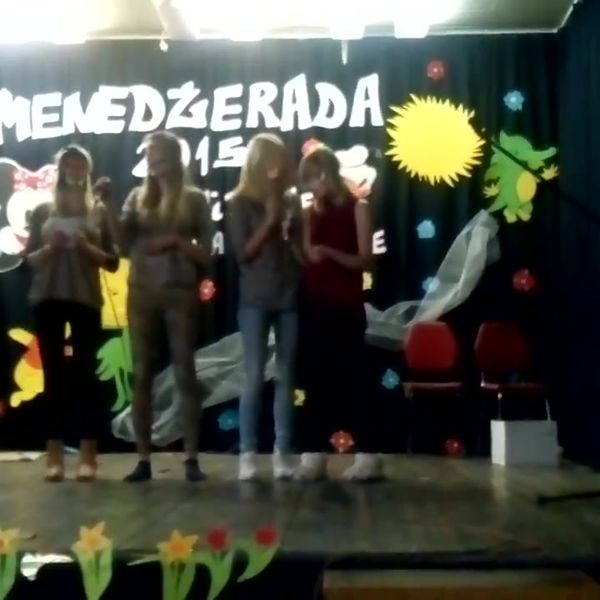 Klatka z filmu 1 — Menedżerada 2015 - występ klasy III LOA