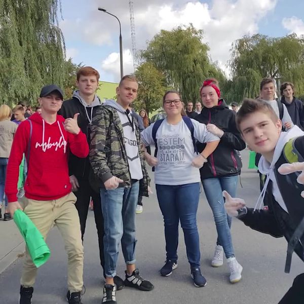 Klatka z filmu 6 — Zespół Szkół Menedżerskich w Świeciu - Wrzesień 2019Zespół S