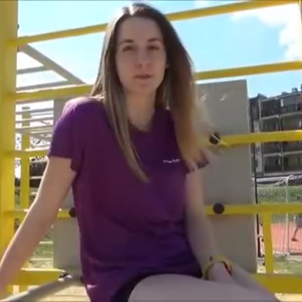 Klatka z filmu 6 — REKLAMA