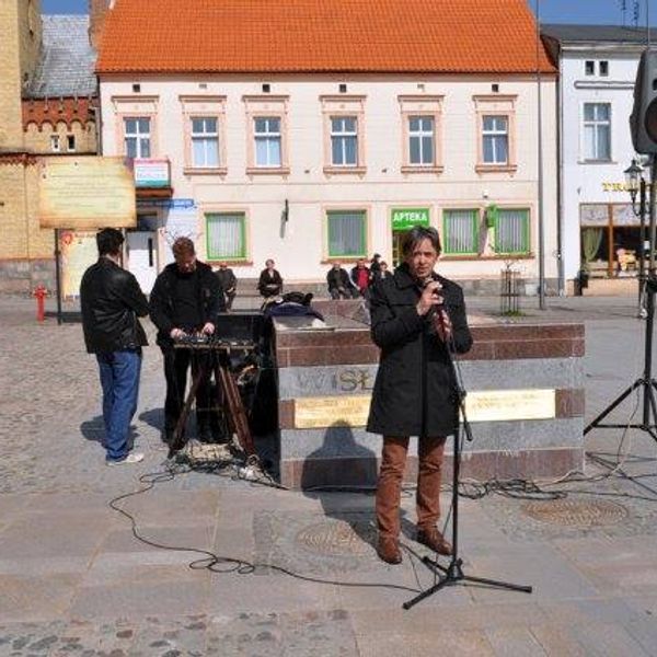 Zaprzysiężenie klasy I Liceum Ogólnokształcącego o profilu policyjnym  Dnia 31 marca 2014 roku na Du (zdjęcie 5)