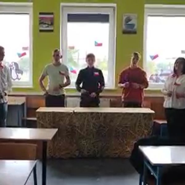 Klatka z filmu 48 — Wpis z Facebooka 2022-10-18