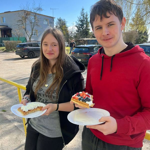 W naszej szkole zadziały się cuda!  😍😍😍 W godzinę zegarową nasi uczniowie zebrali 1607 zł + wpłat (zdjęcie 7)
