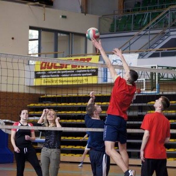 Dnia 6-ego marca podczas Dni Etyki młodzież popularnego „Menedżera” mogła rywalizować między  sobą n (zdjęcie 8)