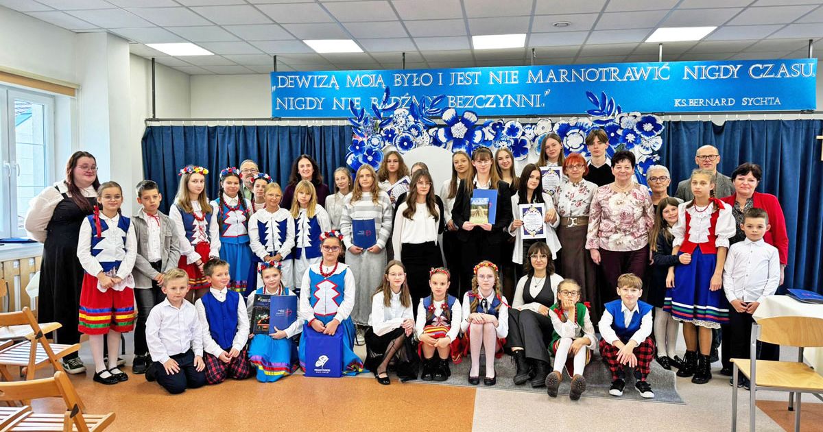 XVII konkurs recytatorski  Poeci Kociewia odbył się Katolickiej Szkole Podstawowej im ks