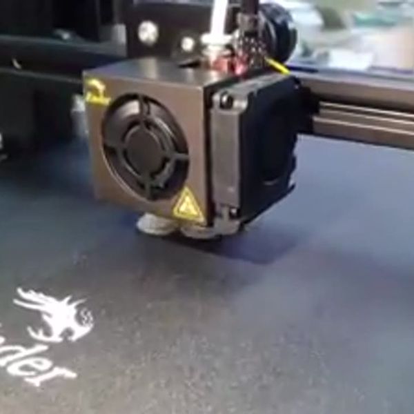 Klatka z filmu 1 — Lekcja informatyki 3TI - zajęcia z wykorzystaniem drukarki 3