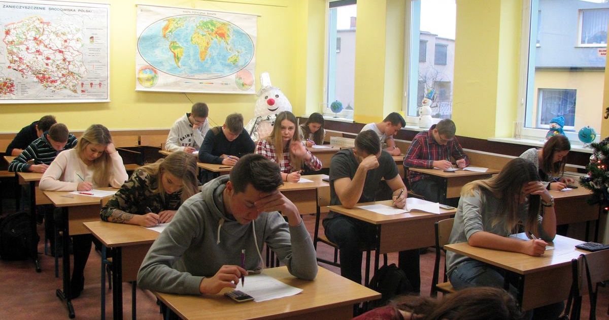 Dnia 16 grudnia 2016 roku odbyła się kolejna edycja szkolnego konkursu geograficzno – matematycznego