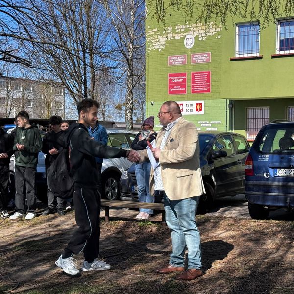 W dniu 09.04.2026 odbył się apel dyrektora szkoły (zdjęcie 2)