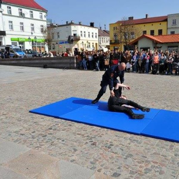 Zaprzysiężenie klasy I Liceum Ogólnokształcącego o profilu policyjnym  Dnia 31 marca 2014 roku na Du (zdjęcie 7)