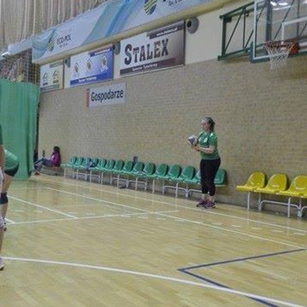 Udział naszej młodzieży w ,,Licealiadzie" - rozgrywkach w piłce siatkowej chłopców i dziewcząt - 21. (zdjęcie 7)