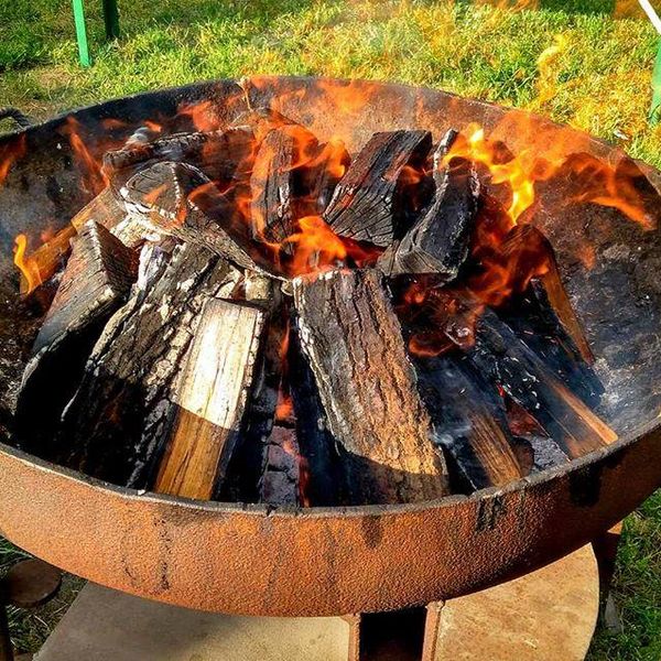 Bitewny kurz Menedżerady już opadł, a grupa zwycięzców z klasy II TA wraz z wychowawcą Mirosławą Kru (zdjęcie 16)