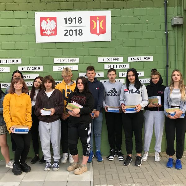 Szkolna Wyprawka (zdjęcie 1)