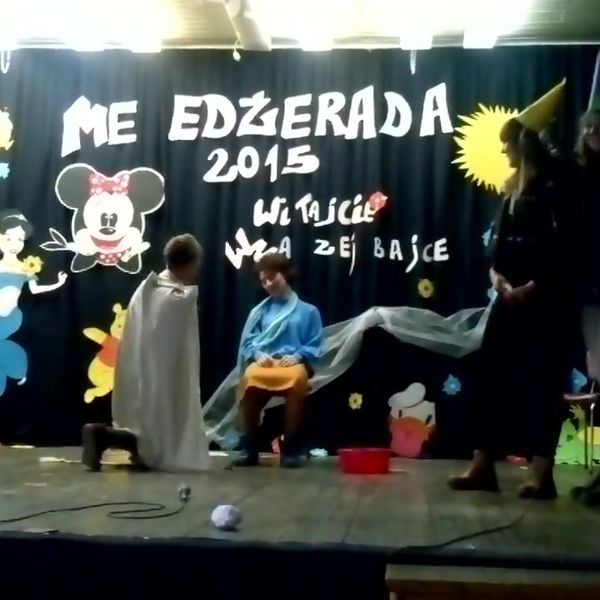 Klatka z filmu 5 — Miejsce: Zespół Szkół Menedżerskich w Świeciu (53.41277, 18.