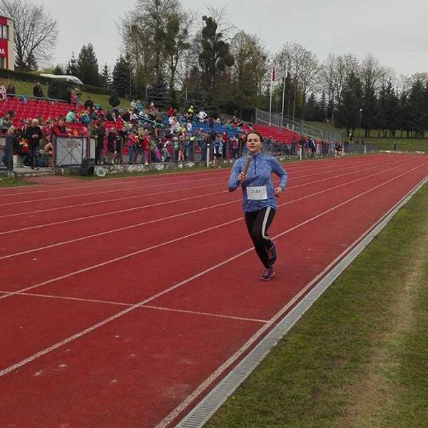 Sztafety naszych dziewcząt i chłopców :-) (zdjęcie 5)