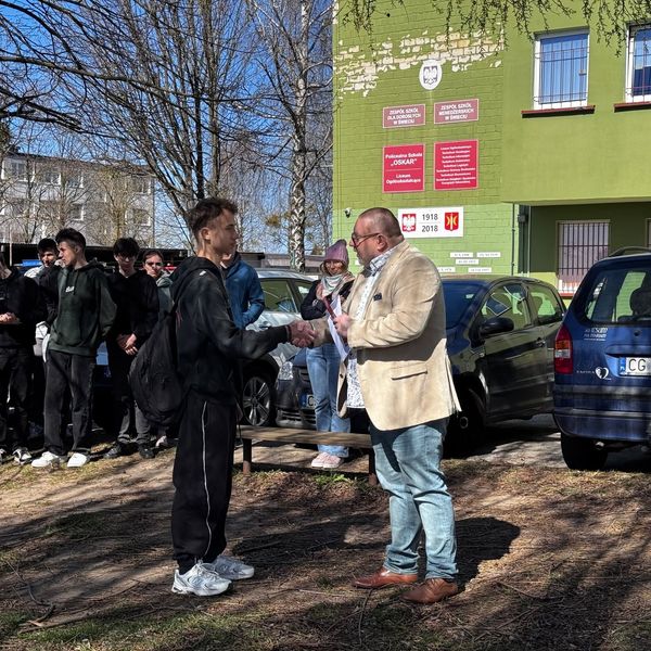 W dniu 09.04.2026 odbył się apel dyrektora szkoły (zdjęcie 4)