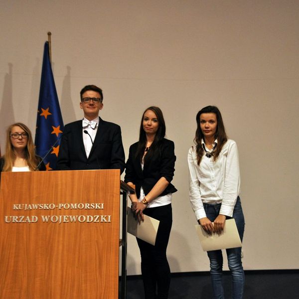 Grudnia w Sali Urzędu Wojewódzkiego w obecności wicewojewody kujawsko – pomorskiego, pani Elżbiety R