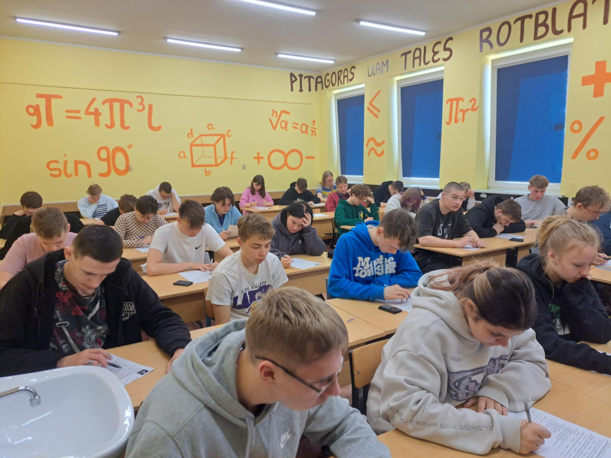 W dniu 15 kwietnia odbył się konkurs pod nazwą TECHXPERT (zdjęcie 9)