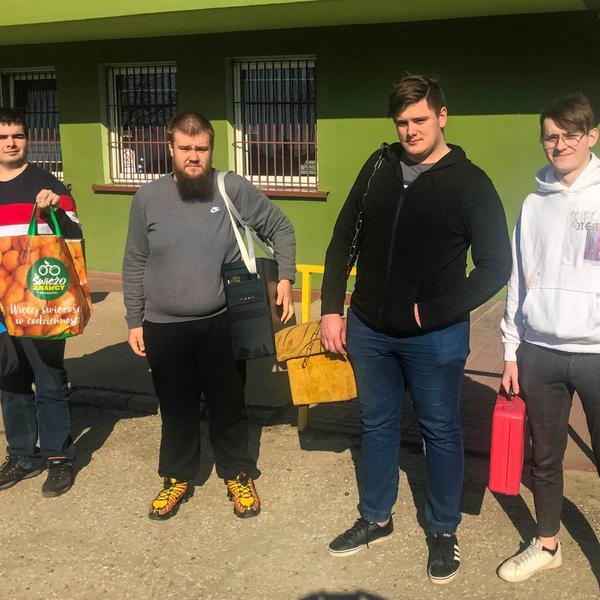 Dzień bez plecaków