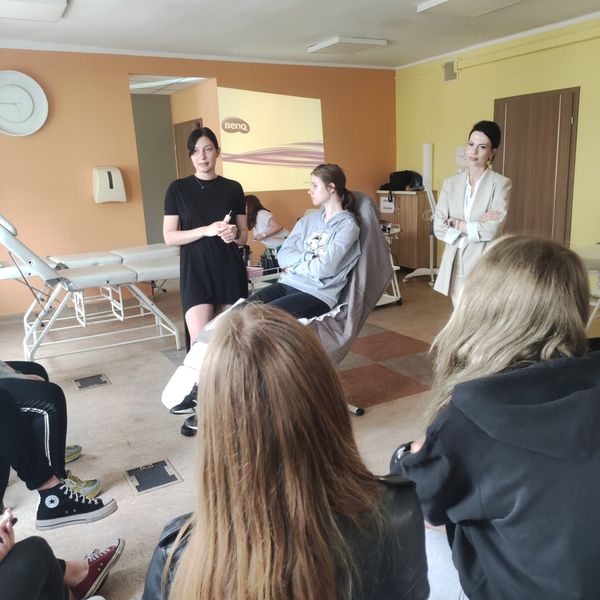 Dnia 13.06.22 na zaproszenie Akademickiego Centrum Medycznego Bydgoskiej Szkoły Wyższej, wybrana gru (zdjęcie 6)