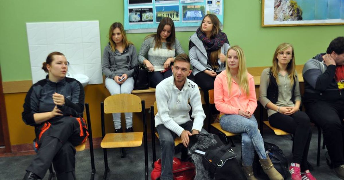 Wolontariusze ze Schroniska dla Zwierząt w ZSM