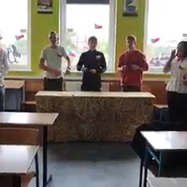 Klatka z filmu 44 — Wpis z Facebooka 2022-10-18