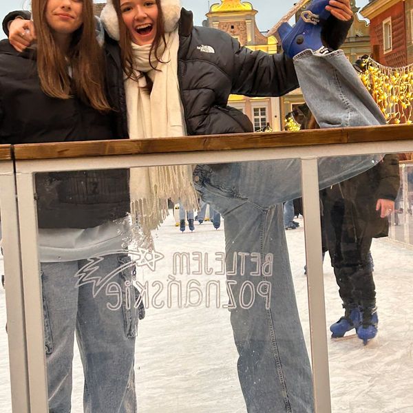 Grudnia uczniowie klasy II LOA oraz kilka osób z klasy III LOB uczestniczyło w wycieczce do Poznania (zdjęcie 9)