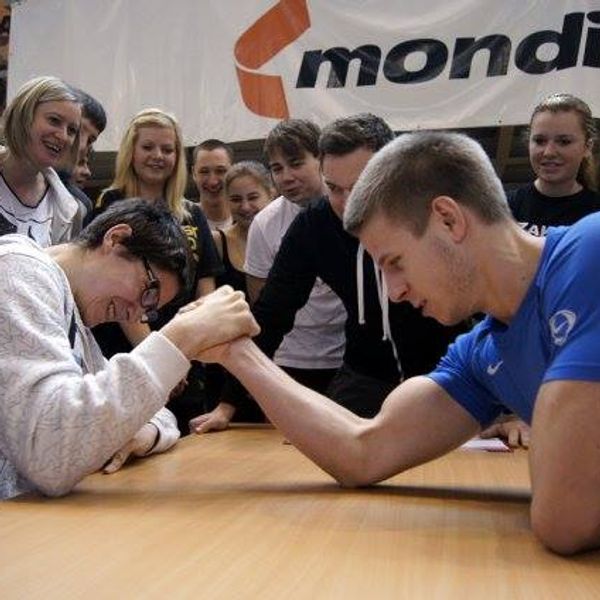 Dnia 6-ego marca podczas Dni Etyki młodzież popularnego „Menedżera” mogła rywalizować między  sobą n (zdjęcie 2)