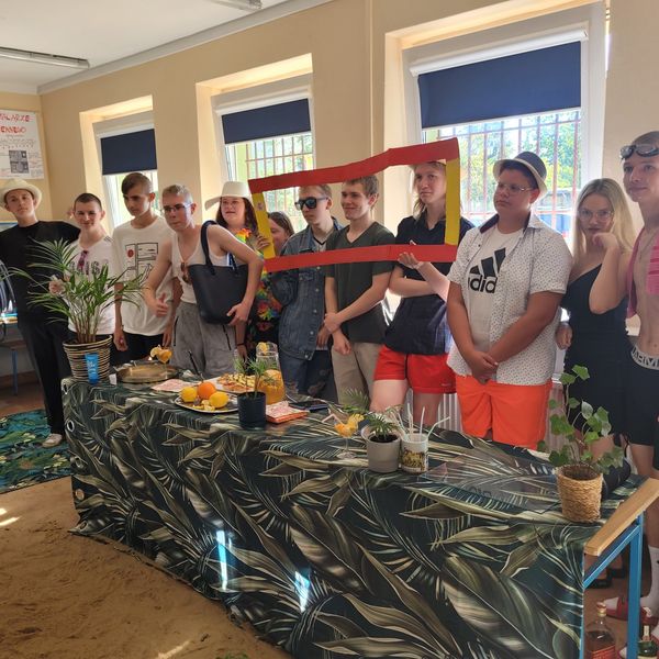 386561289_785776803550146_4771919174061840406_n