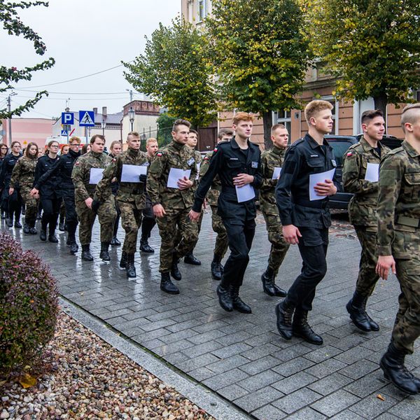 Profil wojskowy ZSM Świecie — zajęcia, obozy, uroczystości (9/62)