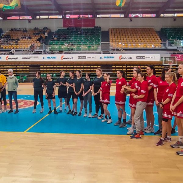 Powiatowe Zawody w Koszykówkę 2022 (zdjęcie 3)