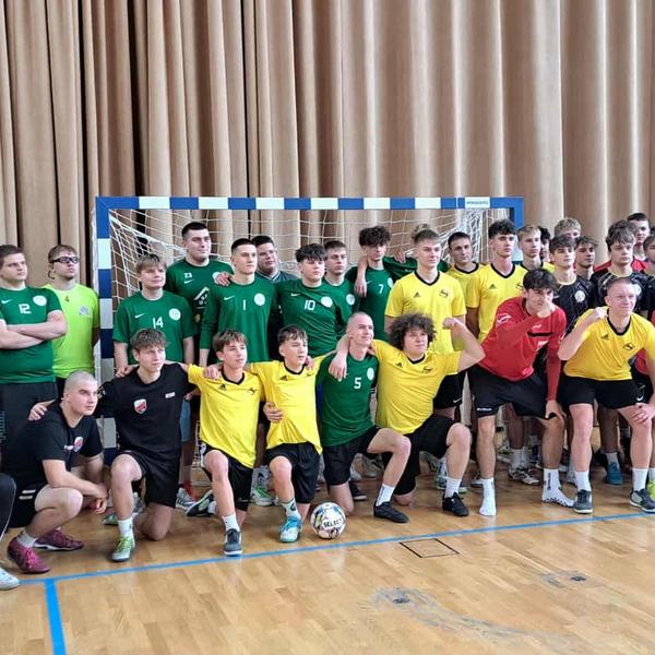 W dniu 25.11.2025 drużyna ZSM zdobyła I miejsce w turnieju piłki halowej