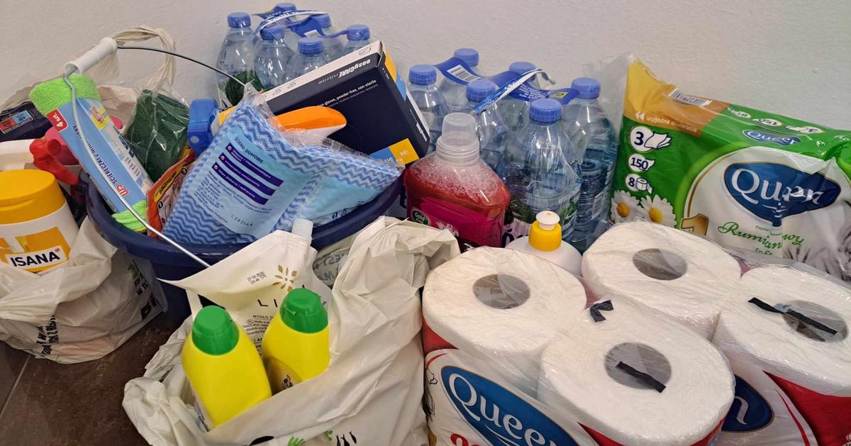 Jeden dzień, a już dary nie mieszczą się w miejscu zbiórki! Drodzy rodzice, uczniowie, jesteśmy wdzi