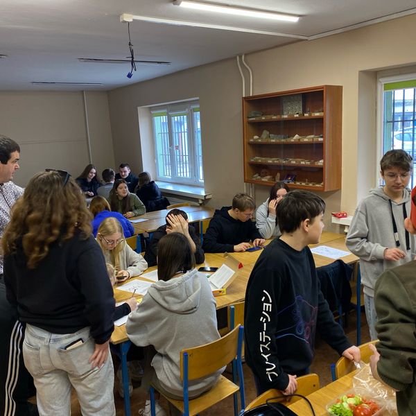 Dzień Wiosny i Dni Otwarte w ZSM! (zdjęcie 2)