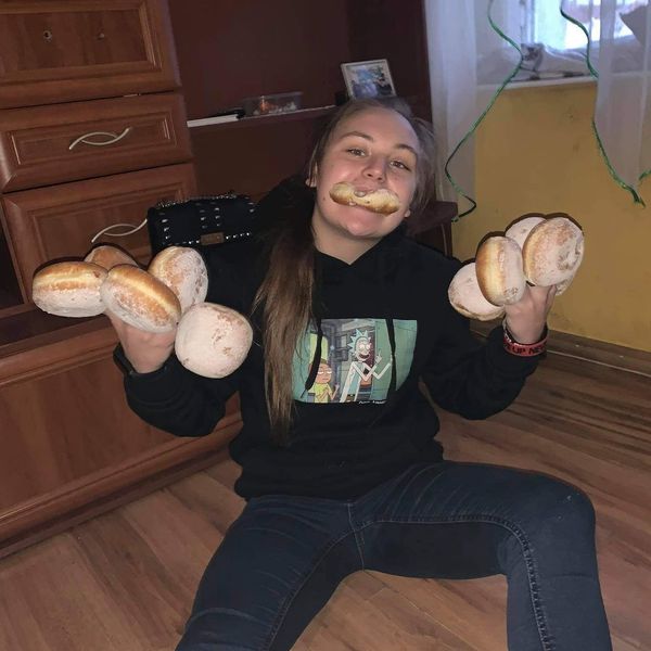 Konkurs na najciekawsze zdjęcie z pączkiem w Tłusty Czwartek (zdjęcie 1)