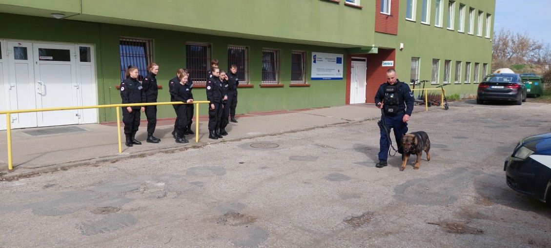 Marca odbyły się kolejne zajęcia dla profilu młodzieży klas mundurowych (zdjęcie 2)