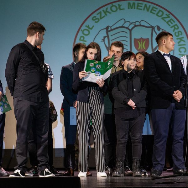 Zakończenie roku klas maturalnych (zdjęcie 6)