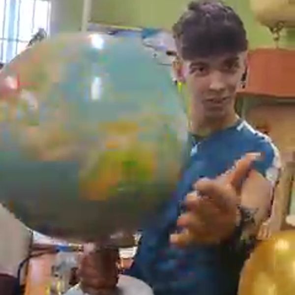 Klatka z filmu 60 — Wpis z Facebooka 2022-10-18