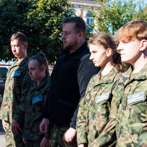 Uroczystość na Małym Rynku (zdjęcie 9)