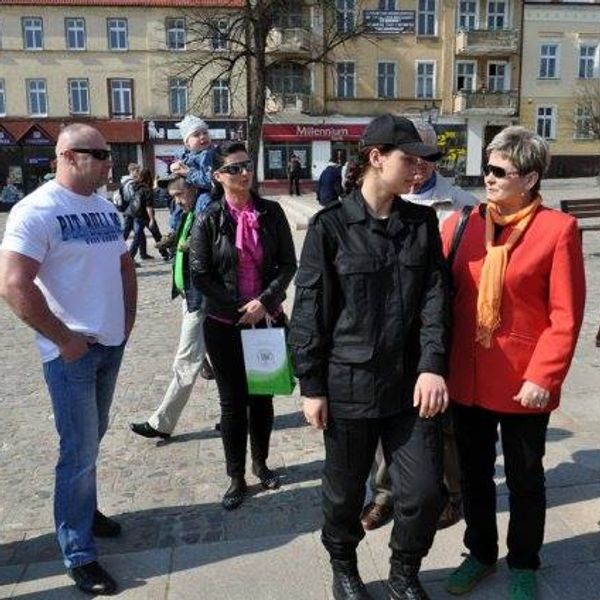 Zaprzysiężenie klasy I Liceum Ogólnokształcącego o profilu policyjnym  Dnia 31 marca 2014 roku na Du (zdjęcie 16)