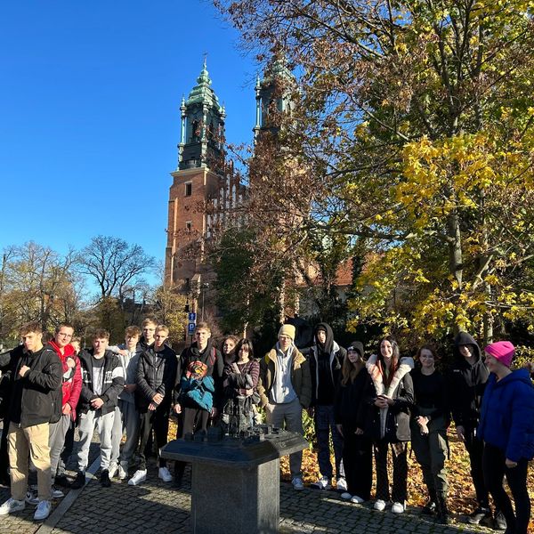 Listopada we wtorek grupa 21 uczniów oraz 2 opiekunów udała się na wycieczkę do Poznania (zdjęcie 8)