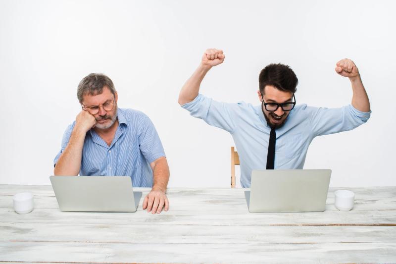 Não fique para trás: aprenda a fazer uma análise completa da sua concorrência em cursos online