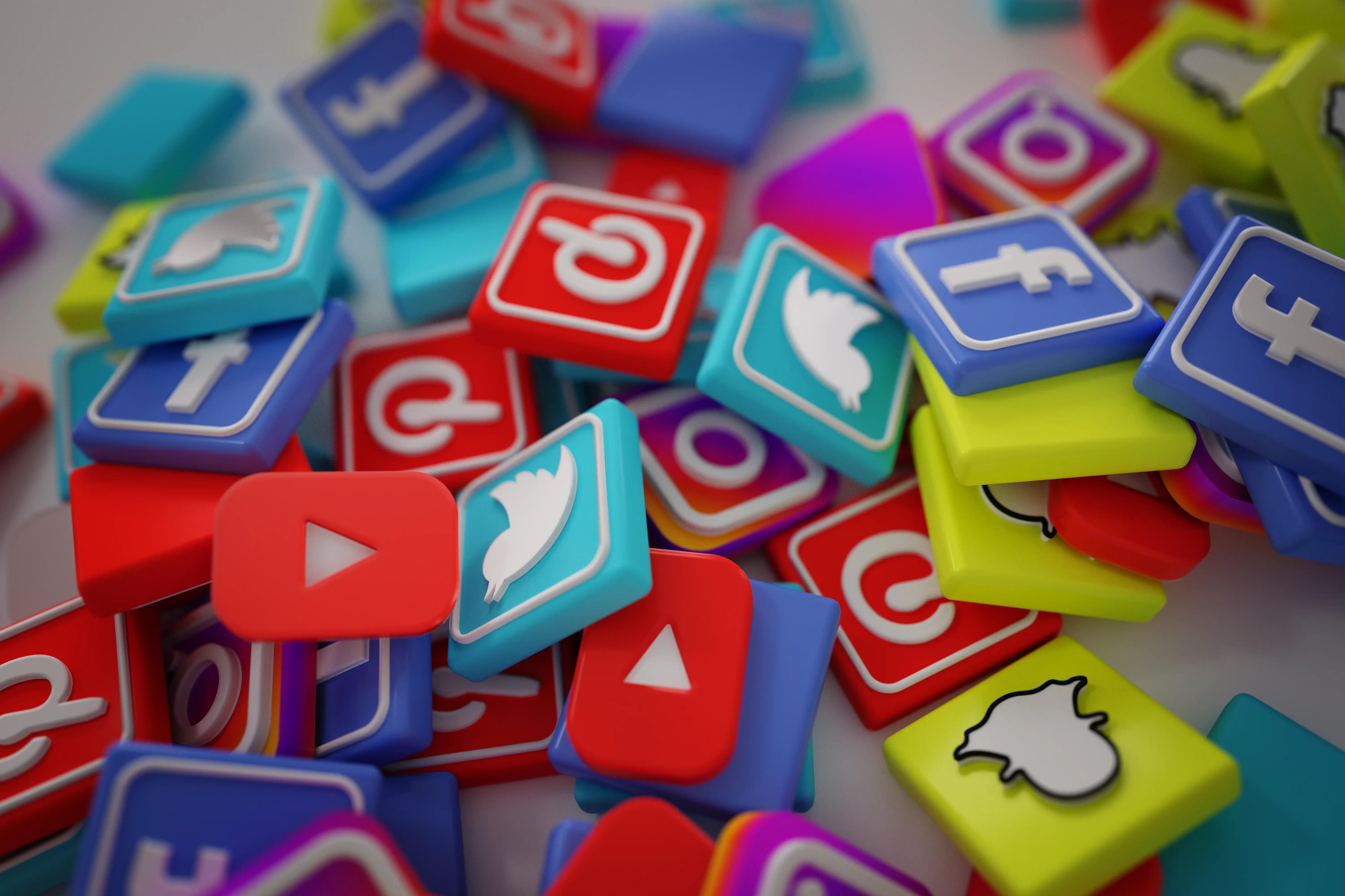 Aprenda a conquistar seu público com posts incríveis nas redes sociais.