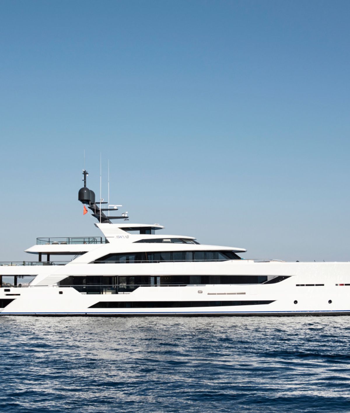 The Vripack-designed yacht under way